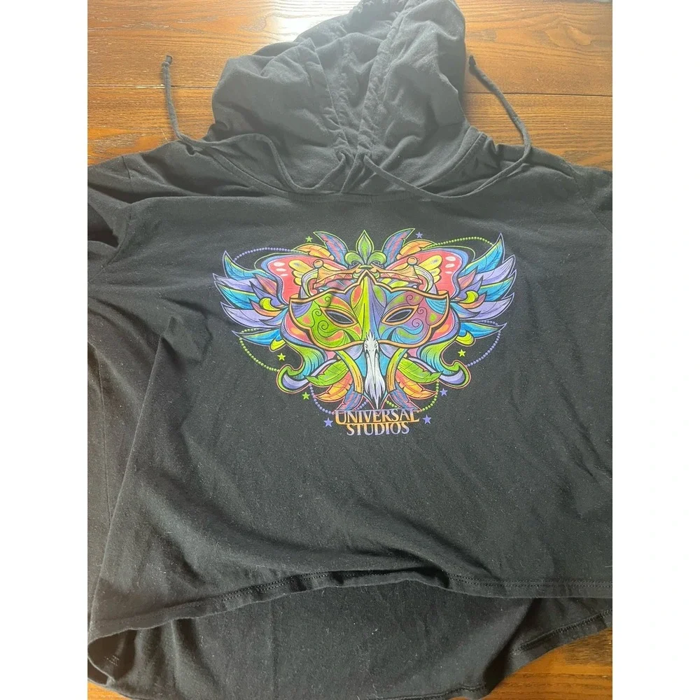 Universal Studios Mardi Gras Black Large Crop Pullover Sweatshirt Hoodie